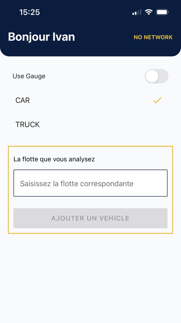 CaRool, stage 5: Workshop home with 'NO NETWORK' flag in the header and the Synchroniser state: the app tol