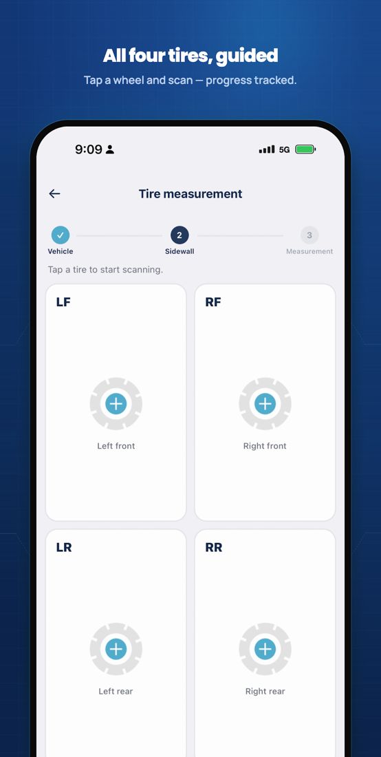 Servislet TireOptic, stage 2: 'Tire measurement' progress screen: stepper Vehicle -> Sidewall -> Measurement (step 2 'Si