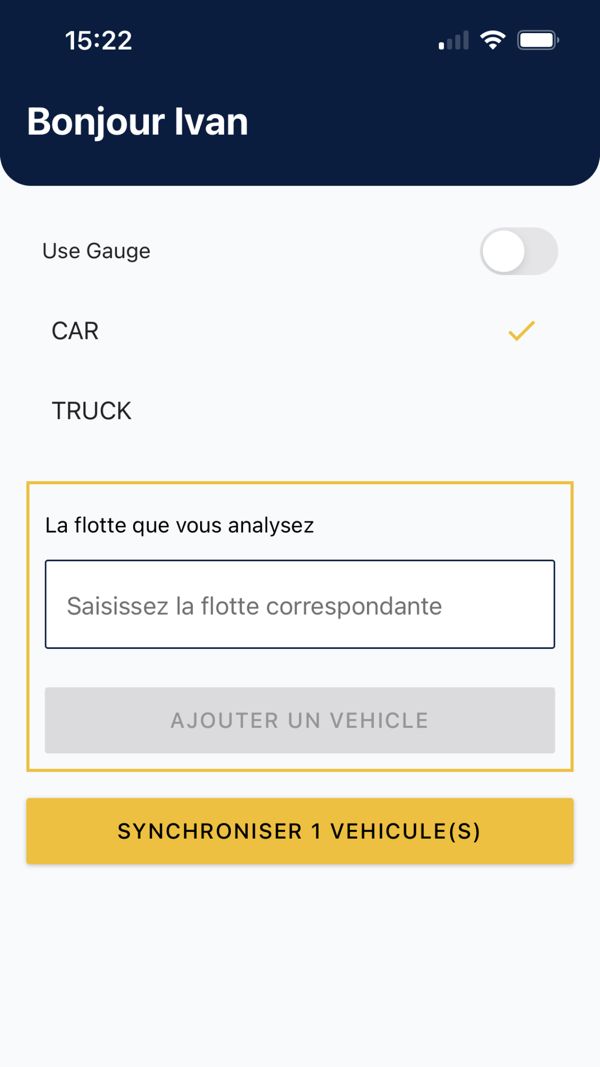 TyreSwift, stage 9: Sibling native app home with a yellow 'SYNCHRONISER 1 VEHICULE(S)' button: completed captu